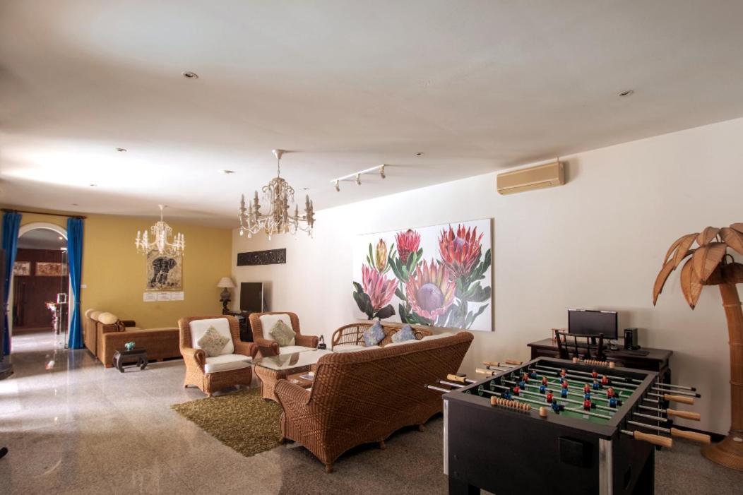 Chalong Palm Residence Екстериор снимка